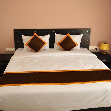 New Mount Residency Apartment สุลต่านบาเทรี ภายนอก รูปภาพ