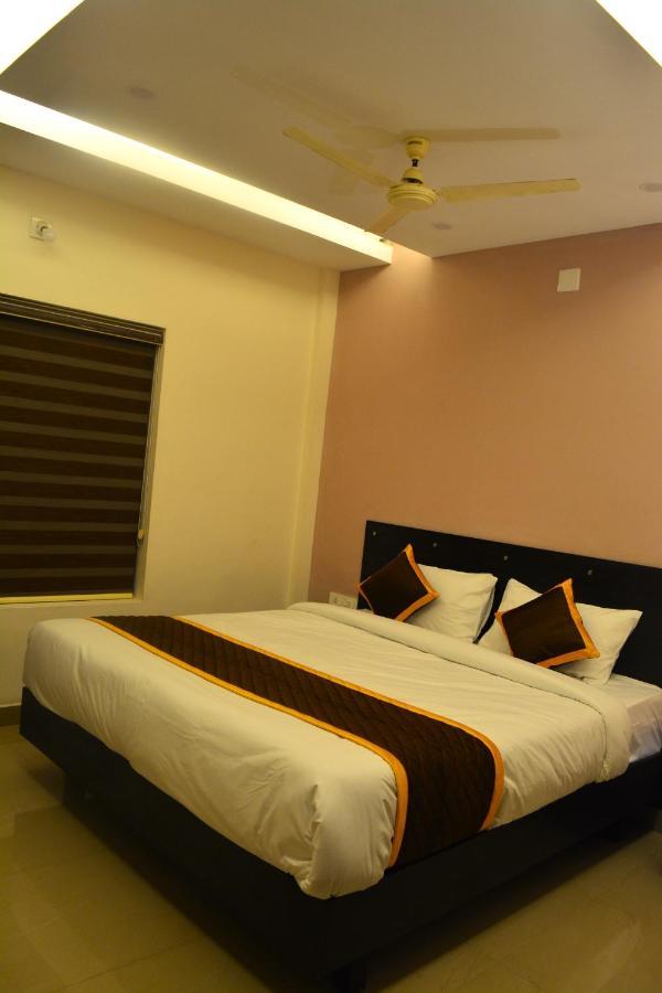 New Mount Residency Apartment สุลต่านบาเทรี ภายนอก รูปภาพ